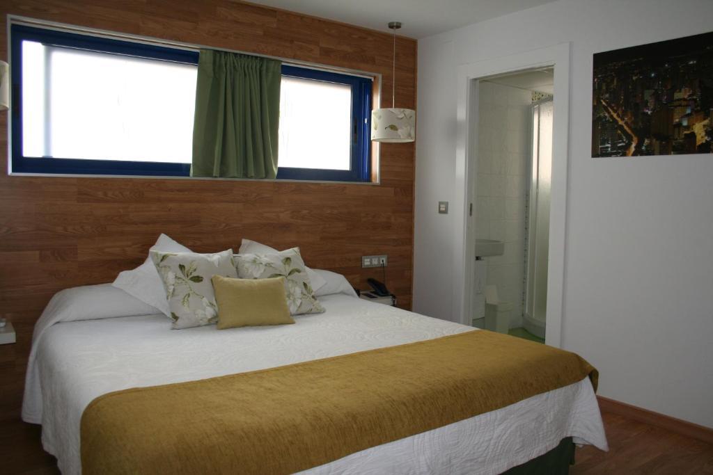 Hotel Fetiche Alojamiento Con Encanto Benidorm Rom bilde