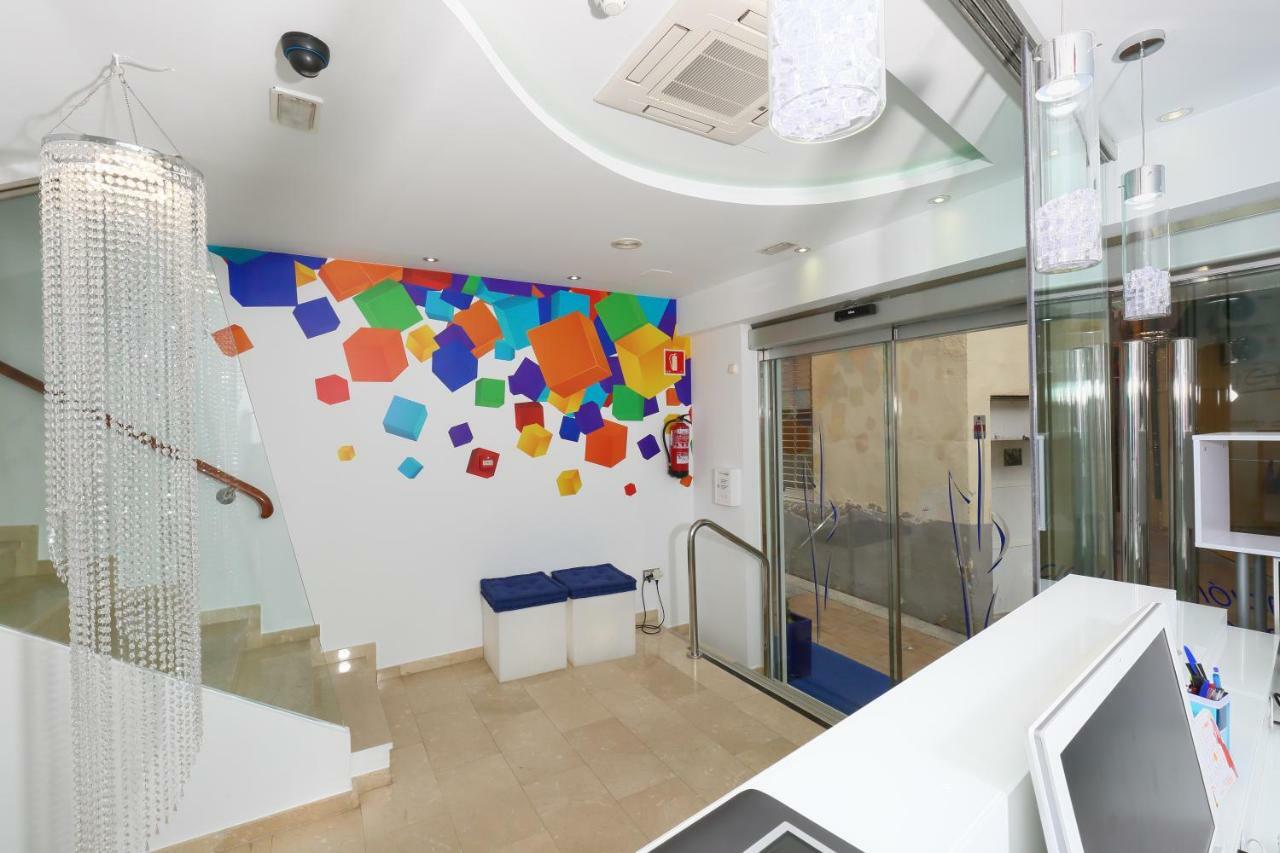Hotel Fetiche Alojamiento Con Encanto Benidorm Eksteriør bilde